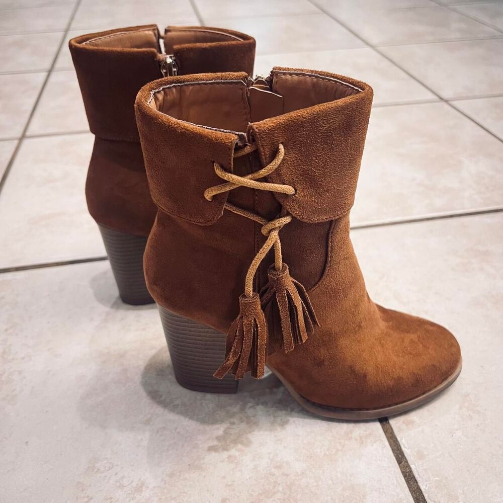 M&L Women's Brown Suede Boots Sz 5.5